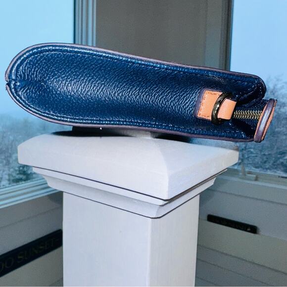 Tory Burch - Kerrington Red Agate Lyon Stripe in Navy - Picture 5 of 7